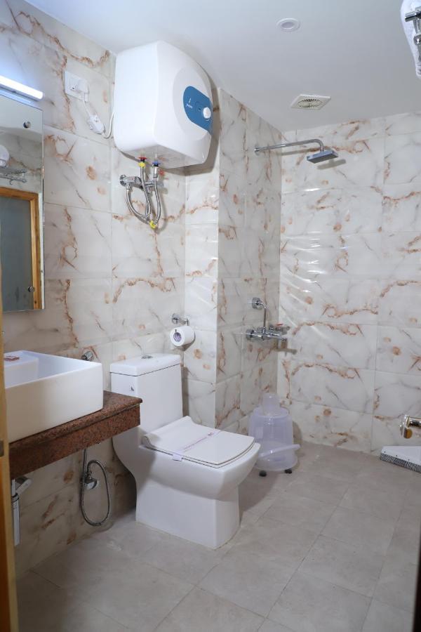 Hotel Hukam'S Holiday Home Kasol Ngoại thất bức ảnh